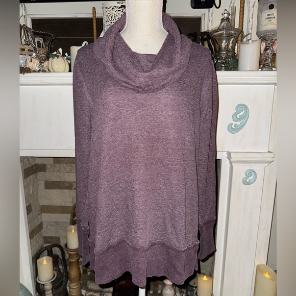 Natural reflections, cowl neck sweatshirt top. Ribbed sleeve/bottom comfy💜 - Picture 2 of 7
